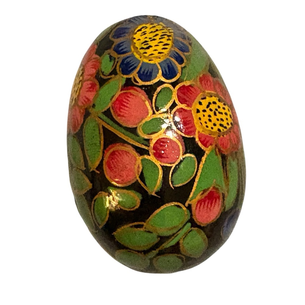 Ukrainian Hand Painted Lacquered Easter Egg